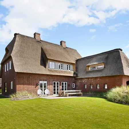 Holiday home Duenen Way